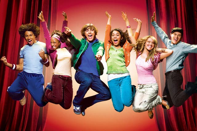 <p>Corbin Bleu, Monique Coleman, Zac Efron, Vanessa Hudgens, Ashley Tisdale and Lucas Grabeel jump and grin and siiiiing in the artwork for Disney’s ‘High School Musical’</p>