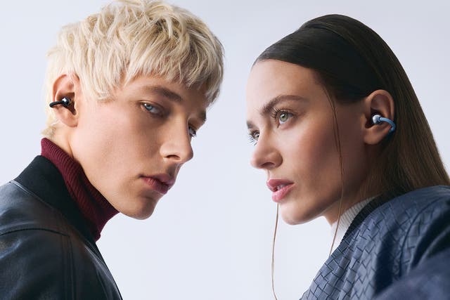 <p>Delivering powerful sound in compact form, these headphones have comfort-focused features and an upgraded audio system</p>