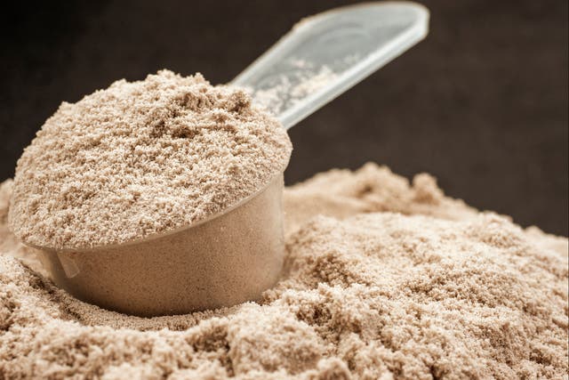 <p>There are some subtle differences between the nutritional profiles of whey protein concentrate and whey protein isolate. </p>