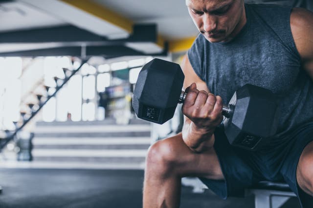 <p>You need to generate enough mechanical tension to build muscle – which means you cannot take it easy during your workouts</p>
