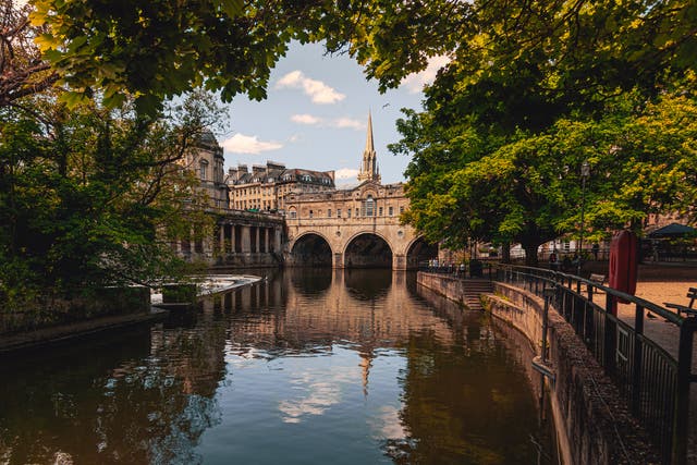 <p>While Bath is not the cheapest city to visit, there are some budget-friendly gems</p>